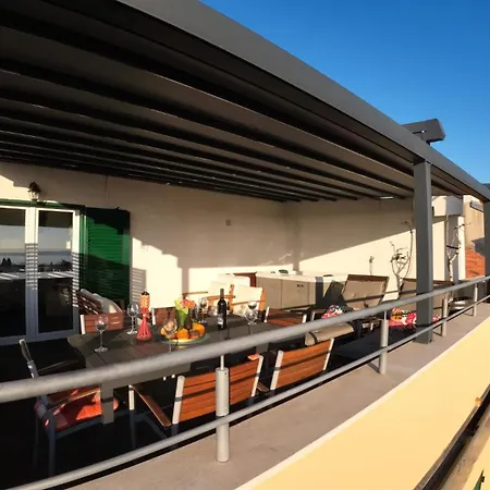 Daire Jacuzzi Sky Split